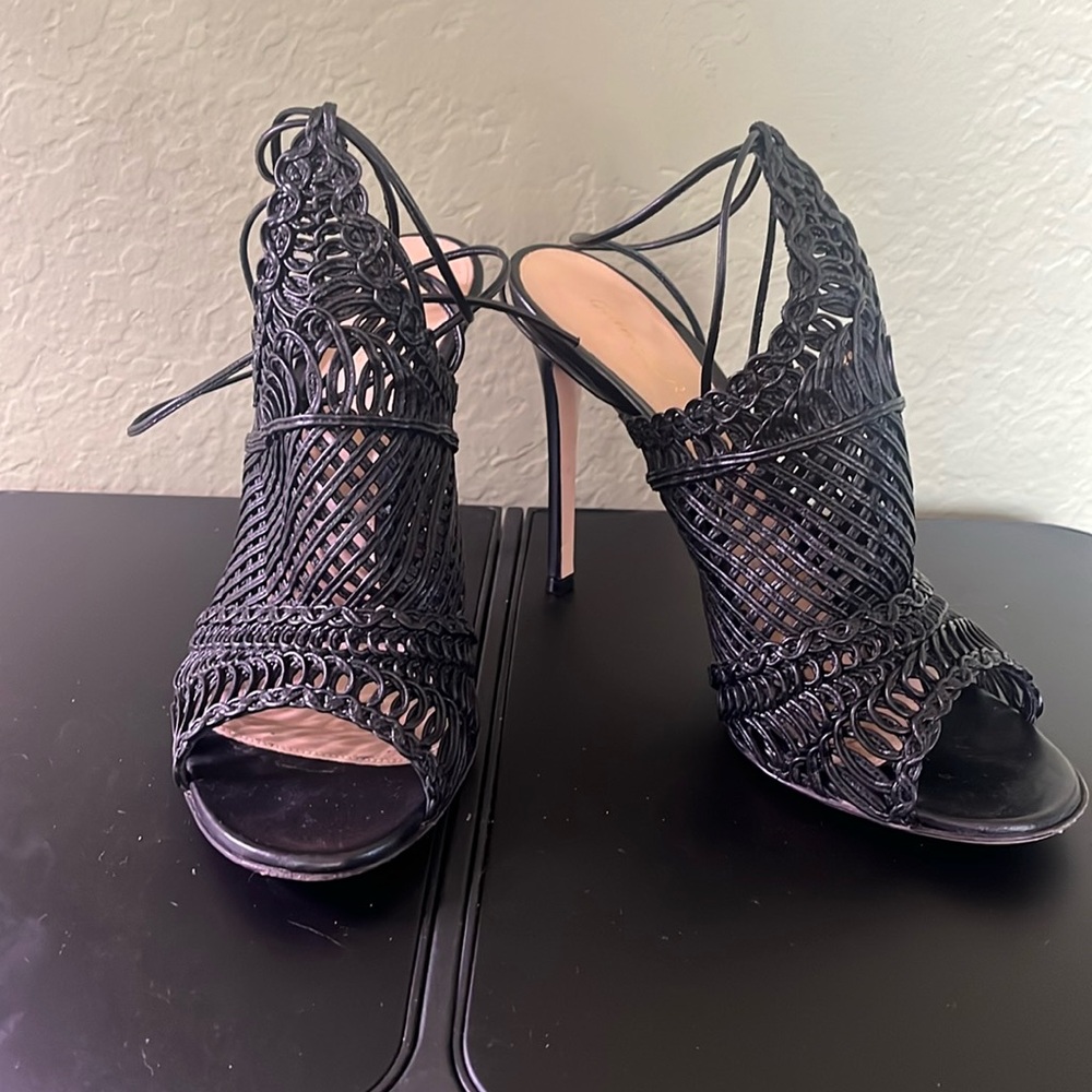 Gianvito Rossi Black Woven Leather Ankle Tie Sandals Size 41